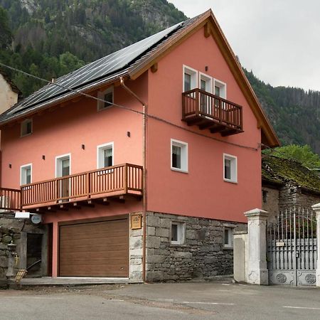 Casa Vacanze Le Falesie Baceno Dış mekan fotoğraf